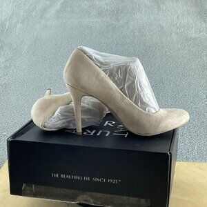 MOSSIMO Beige Suede High Heels 3.5-Inch Stiletto Womens Size 10 S015